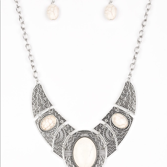 Fierce tribal necklace🪄✨ - Picture 1 of 2